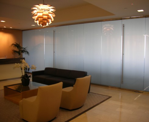 eGlass Switchable Privacy in Corporate Boardroom - Toyota NYC