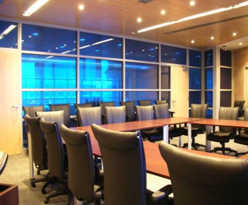 Room-Darkening SPD SmartGlass makes MultiMedia Presentations Possible